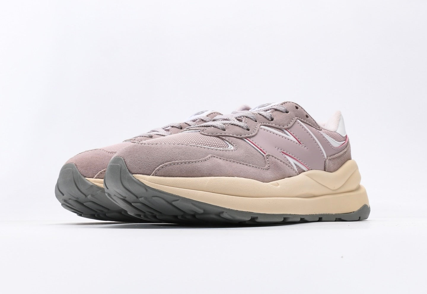 New Balance NB5740