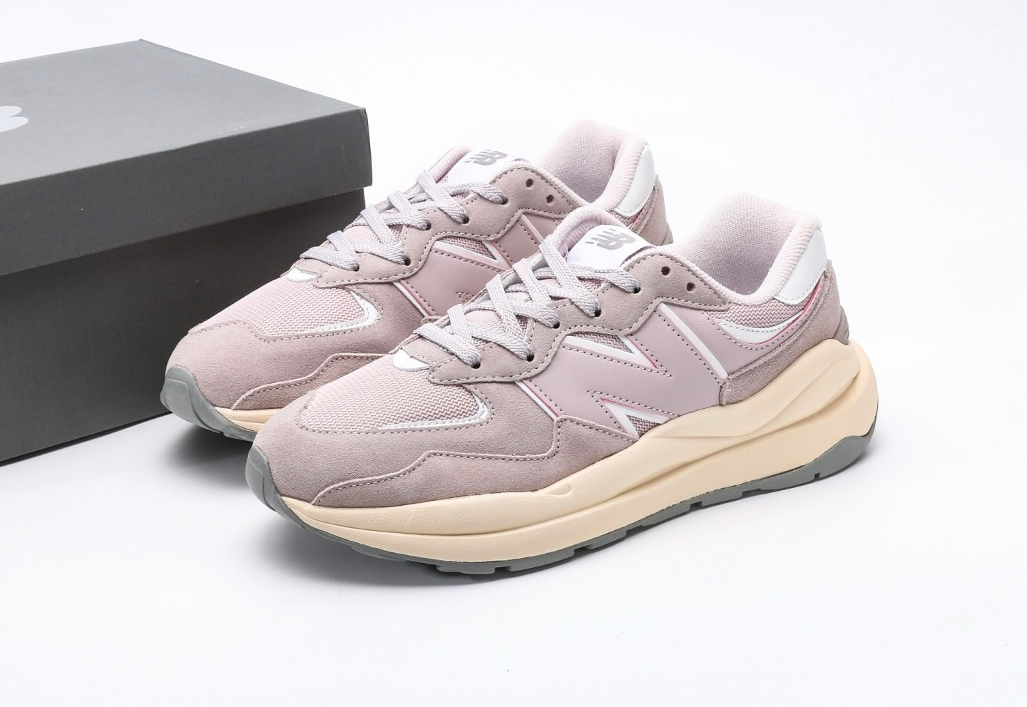 New Balance NB5740