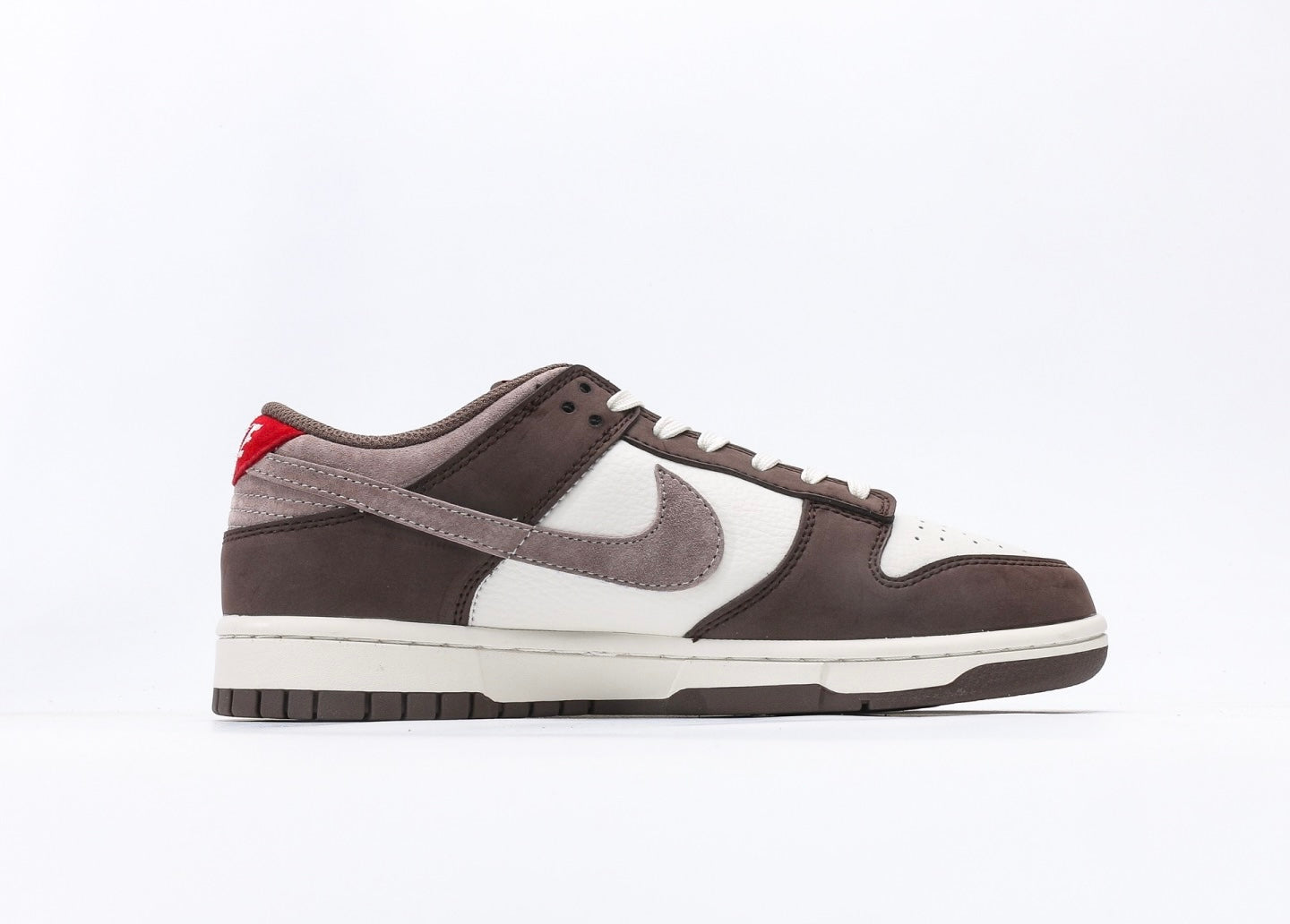 Nike Dunk Low x Stussy Brown