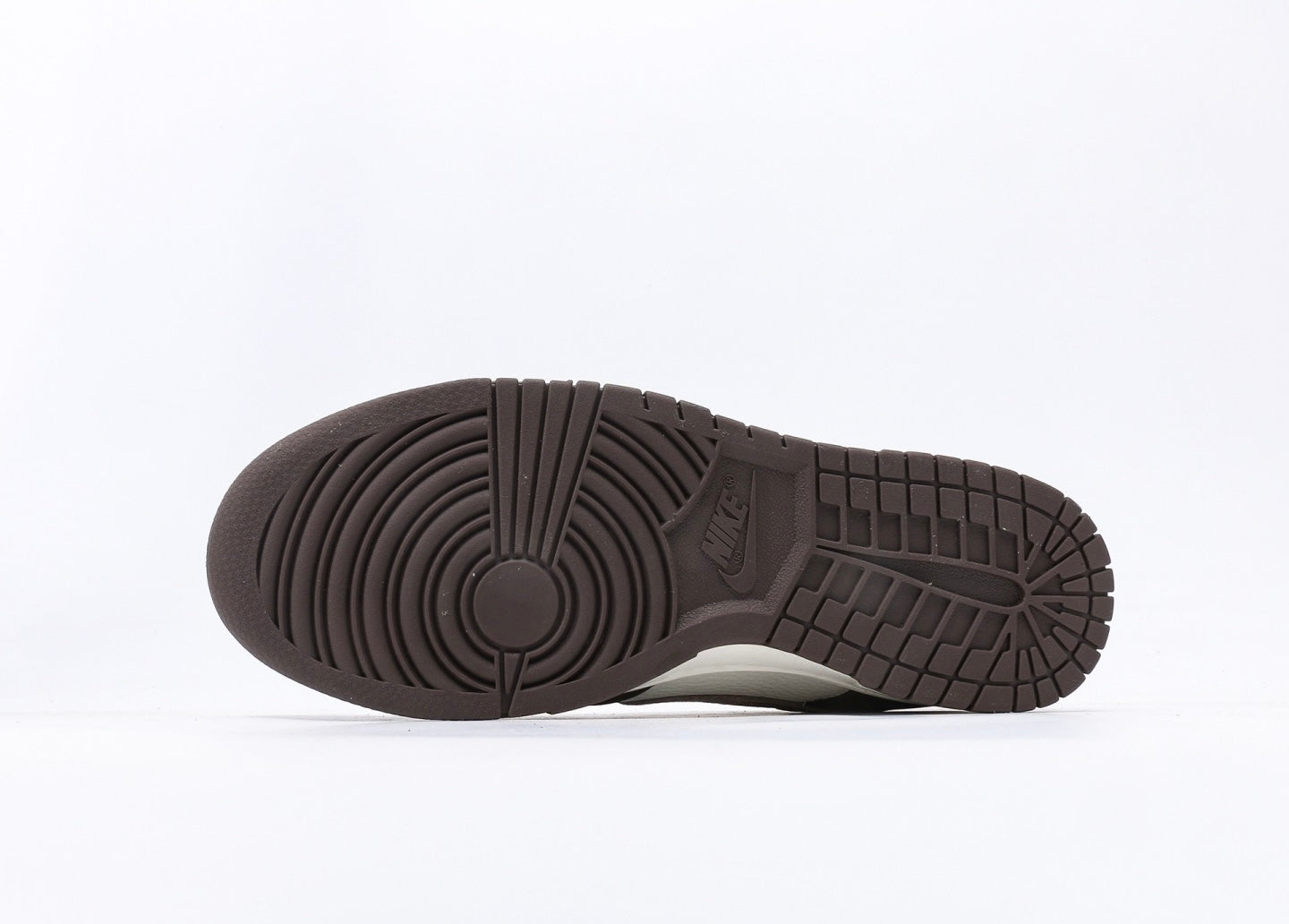 Nike Dunk Low x Stussy Brown
