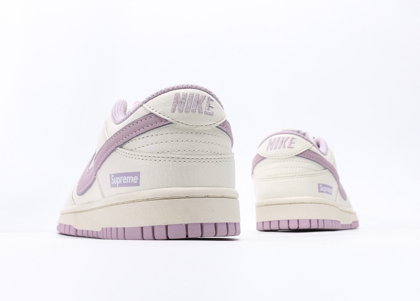 Nike Dunk Low x Supreme Pink&White