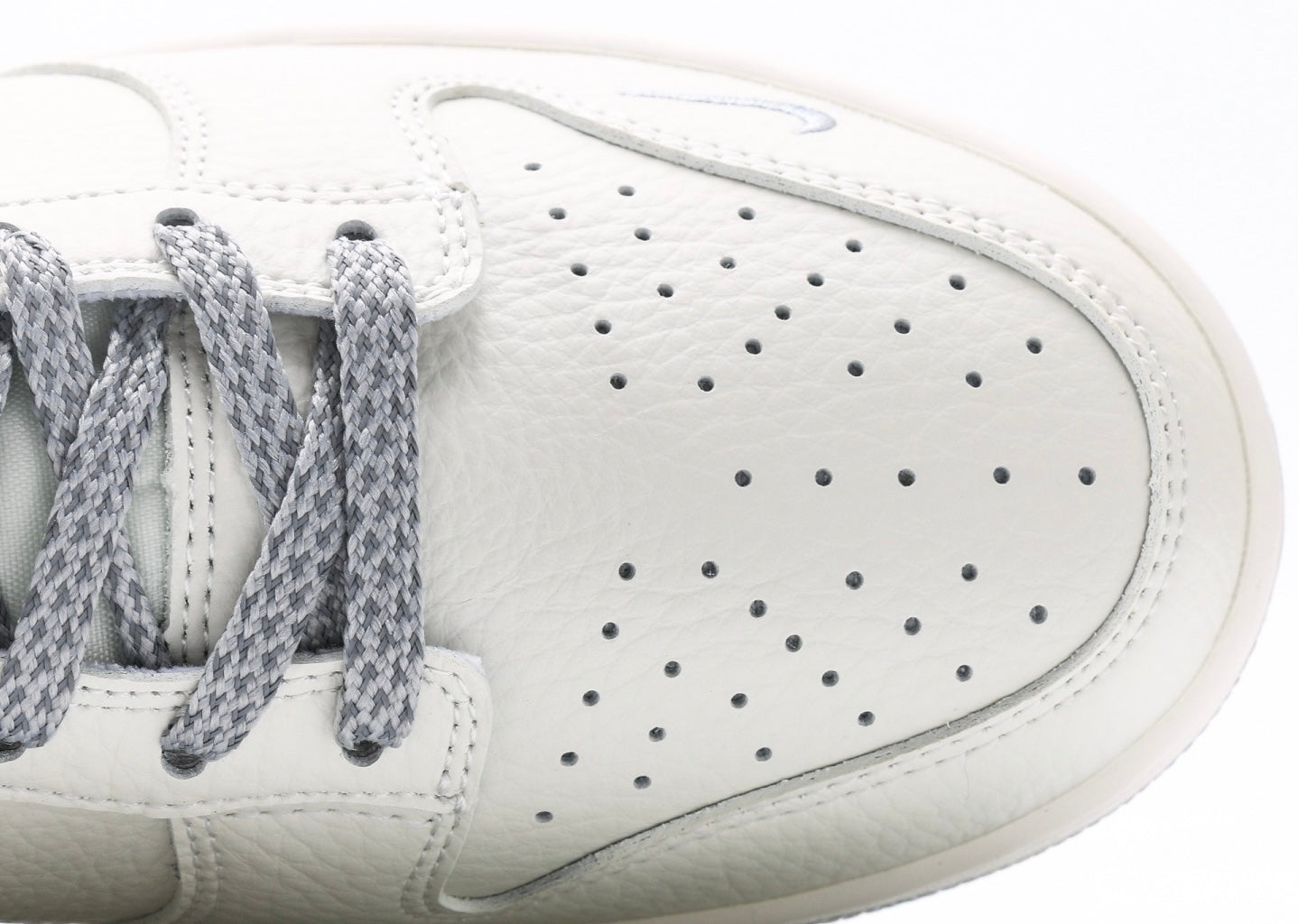 Nike Dunk Low x Reigning Champ