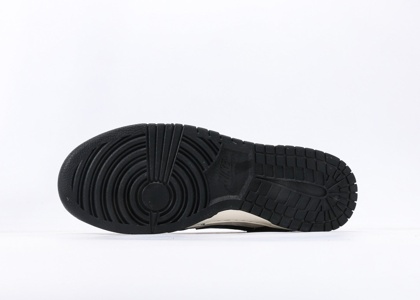 Nike Dunk Low x Stussy Pro