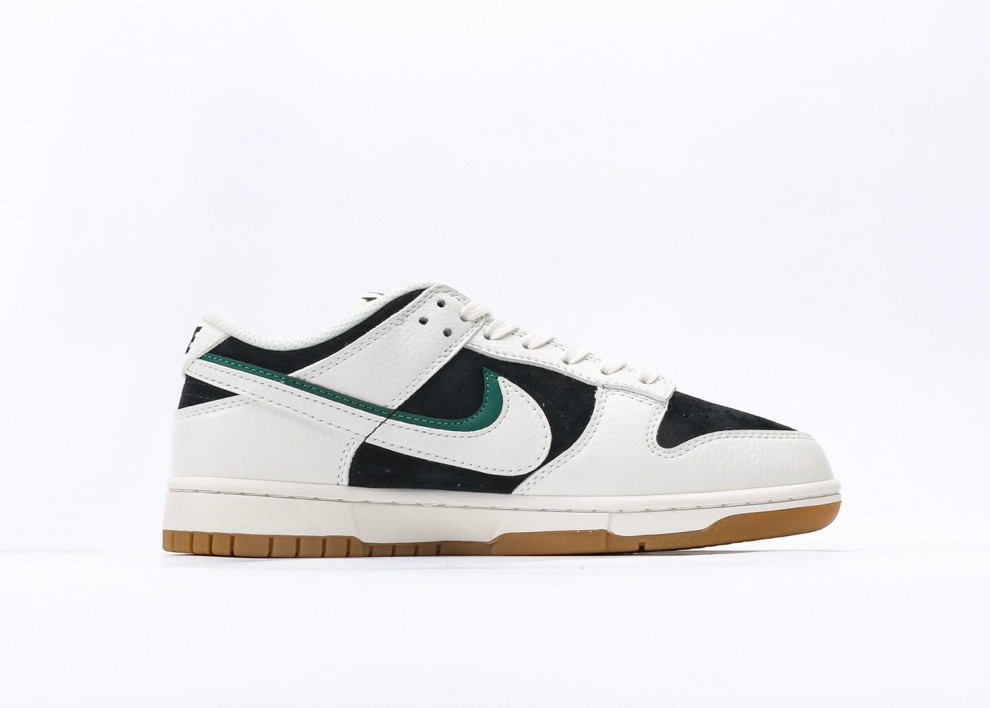 Nike Dunk Low x Stussy Black&White