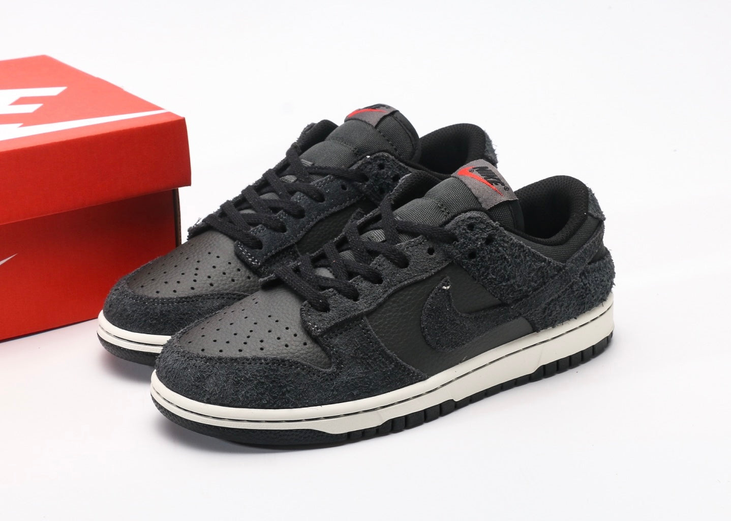 Nike Dunk Low Total Black