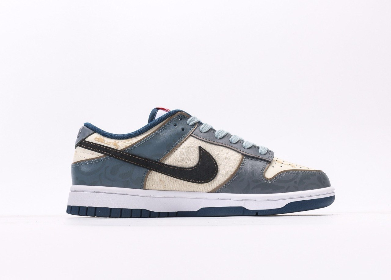 Nike Dunk Low x PandaPrank