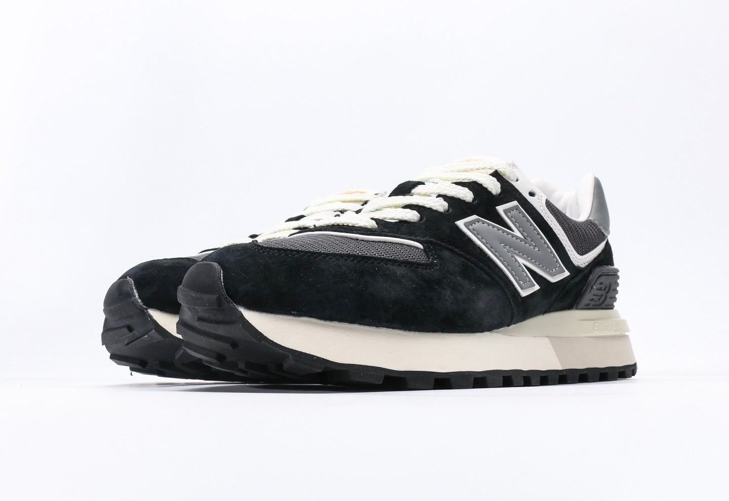 New Balance U574