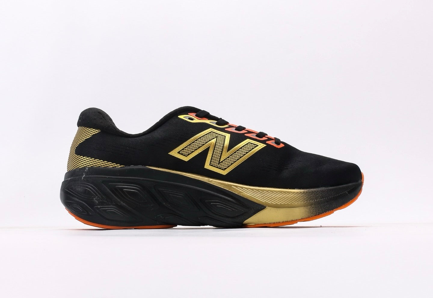 New Balance W880