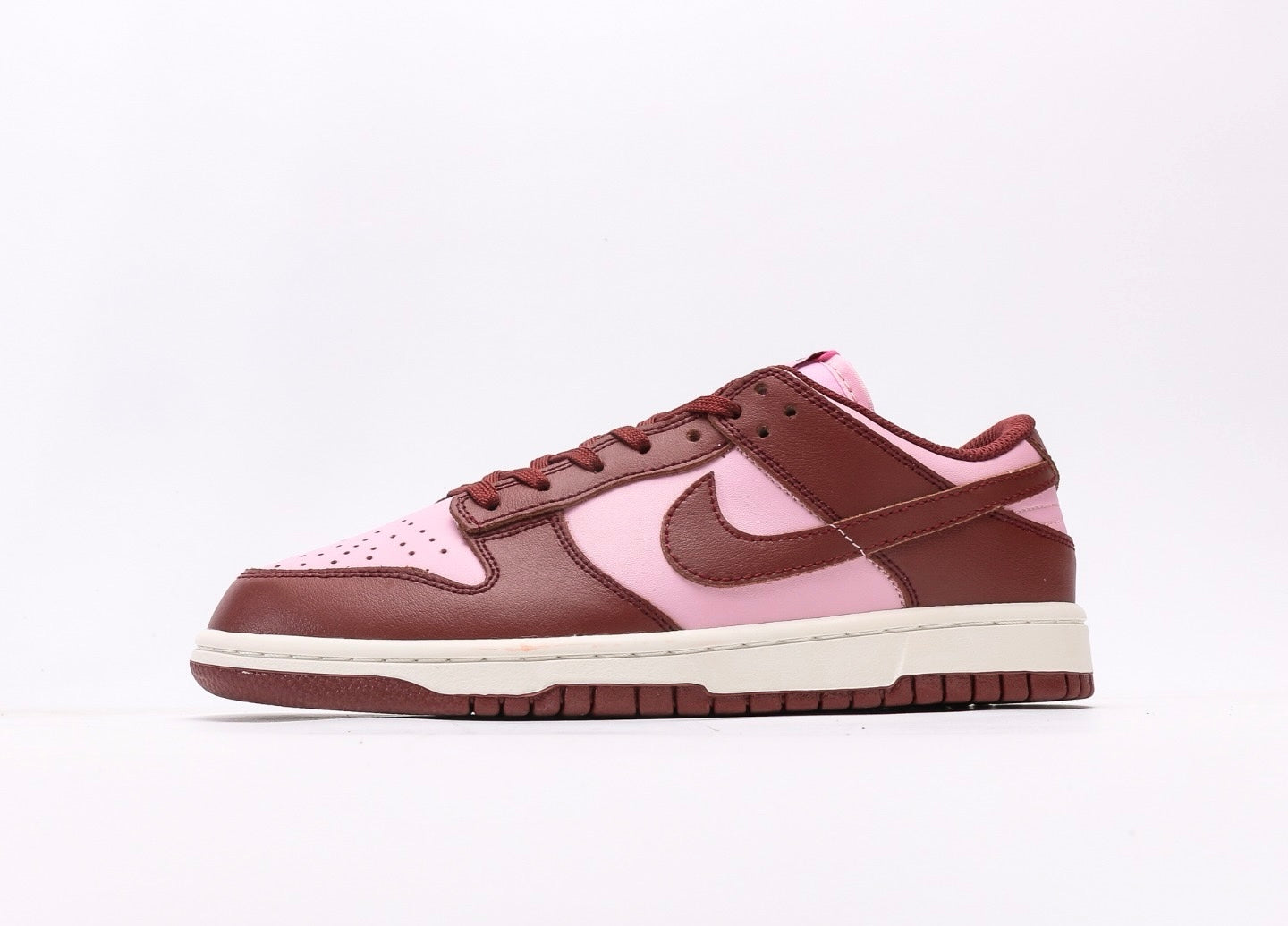 Nike Dunk Low Neapolitan Brown Pink