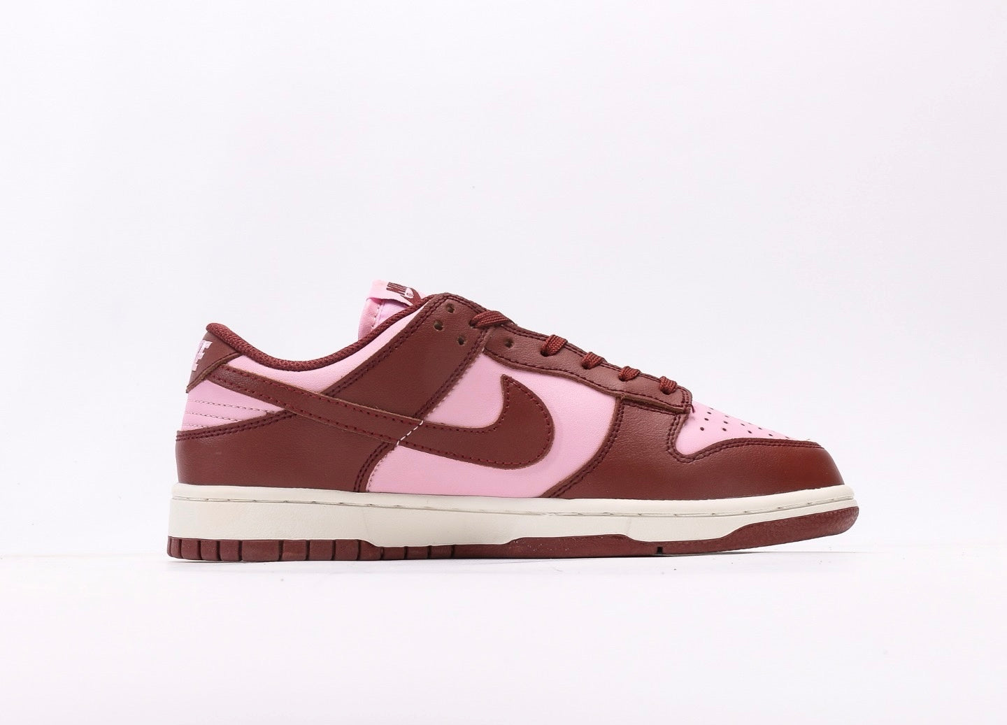 Nike Dunk Low Neapolitan Brown Pink