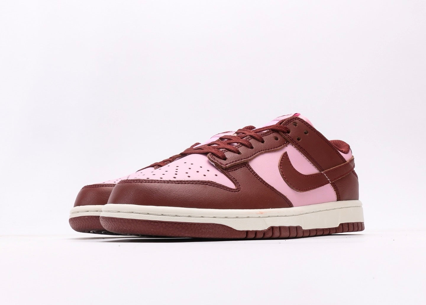 Nike Dunk Low Neapolitan Brown Pink