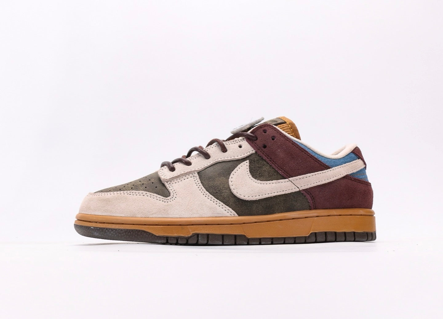 Nike Dunk Low Love & Peace