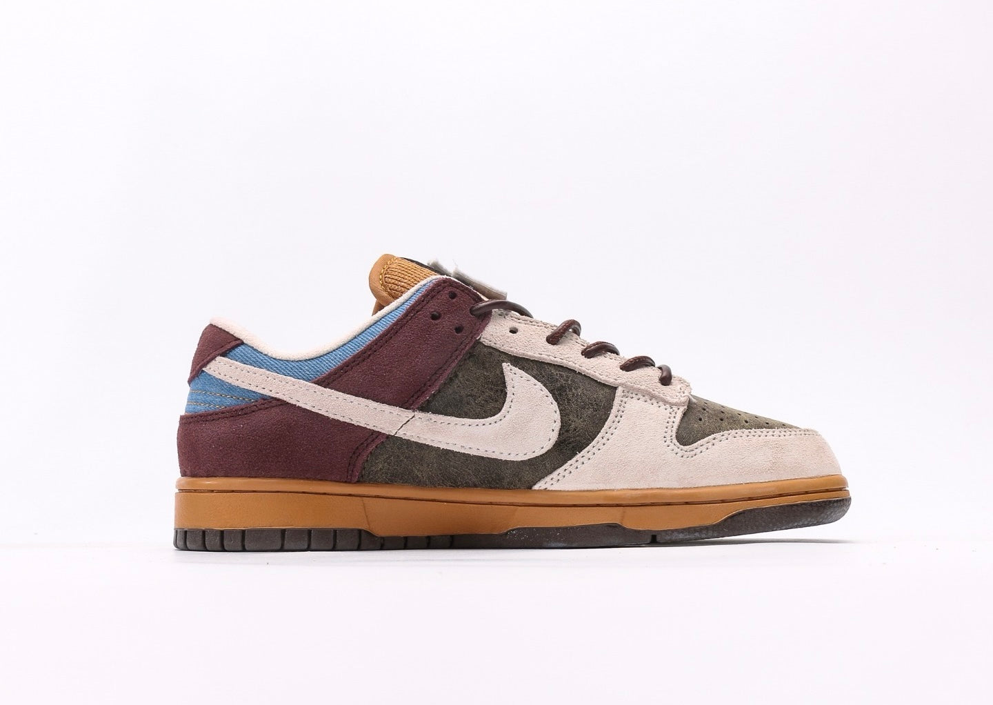 Nike Dunk Low Love & Peace