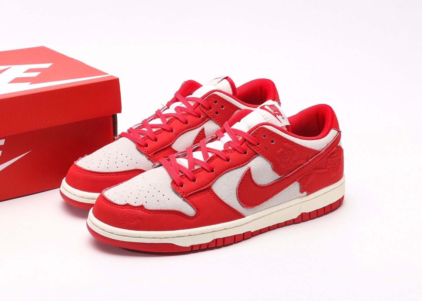 Nike Dunk Low Ruby Red Rose