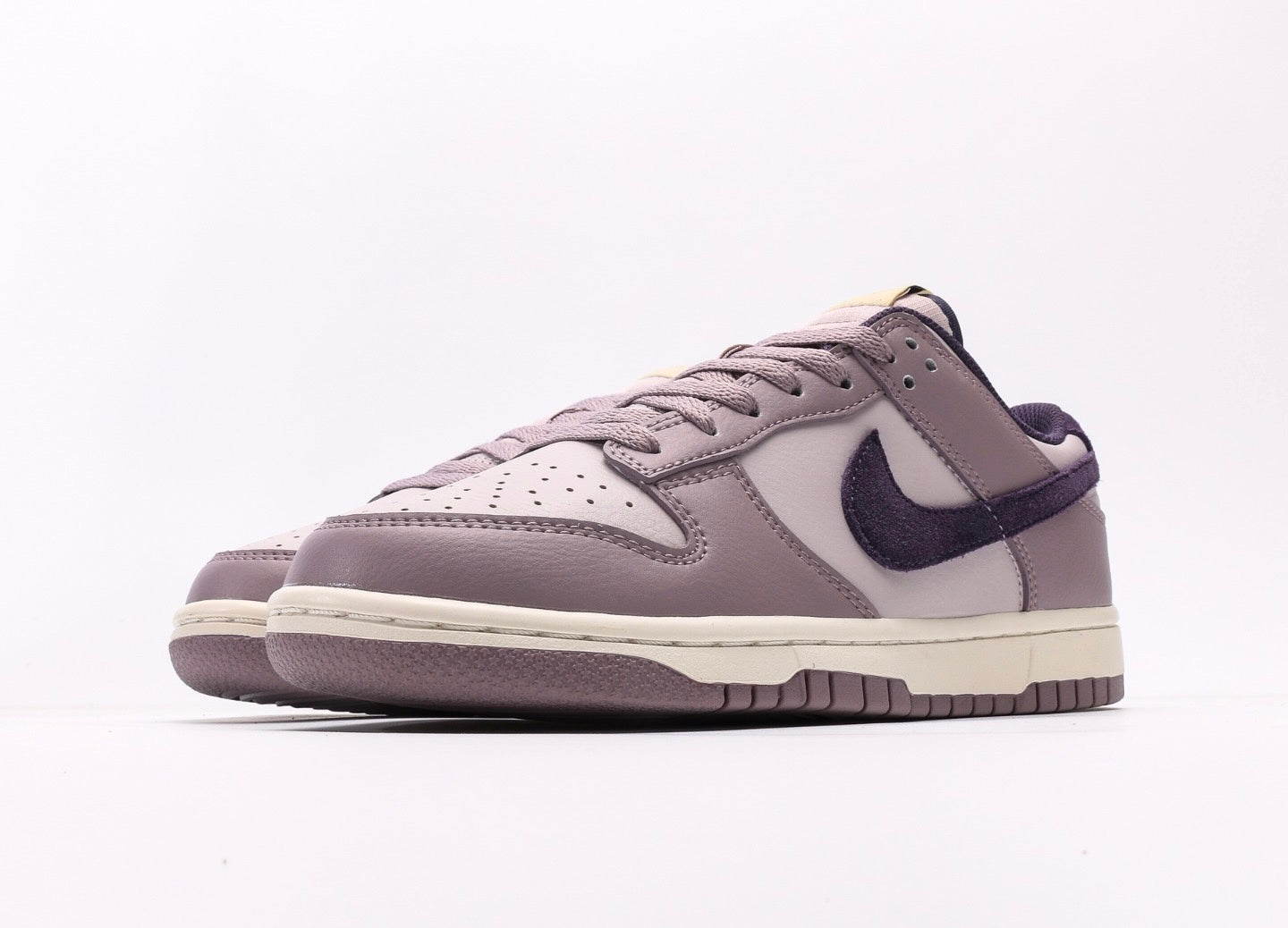 Nike Dunk Low Purple