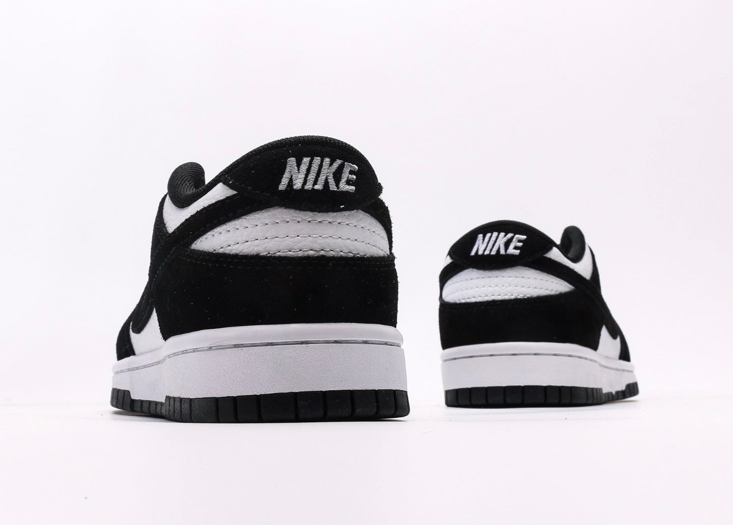 Nike Dunk Low Retro Black&White