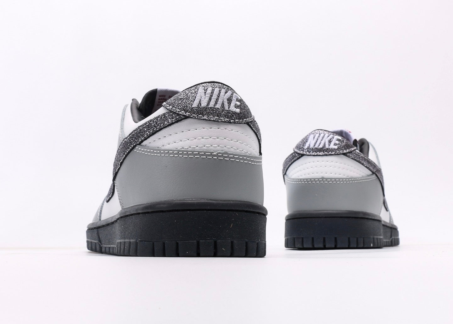 Nike Dunk Low Retro Grey