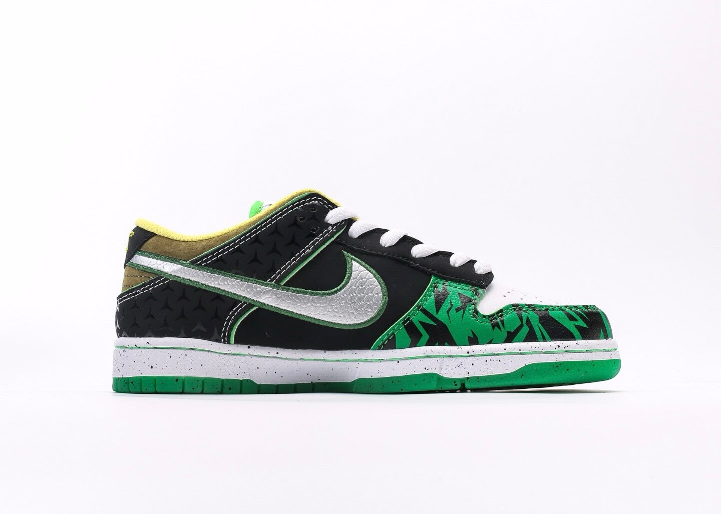 Nike Dunk Low "What The Duck"