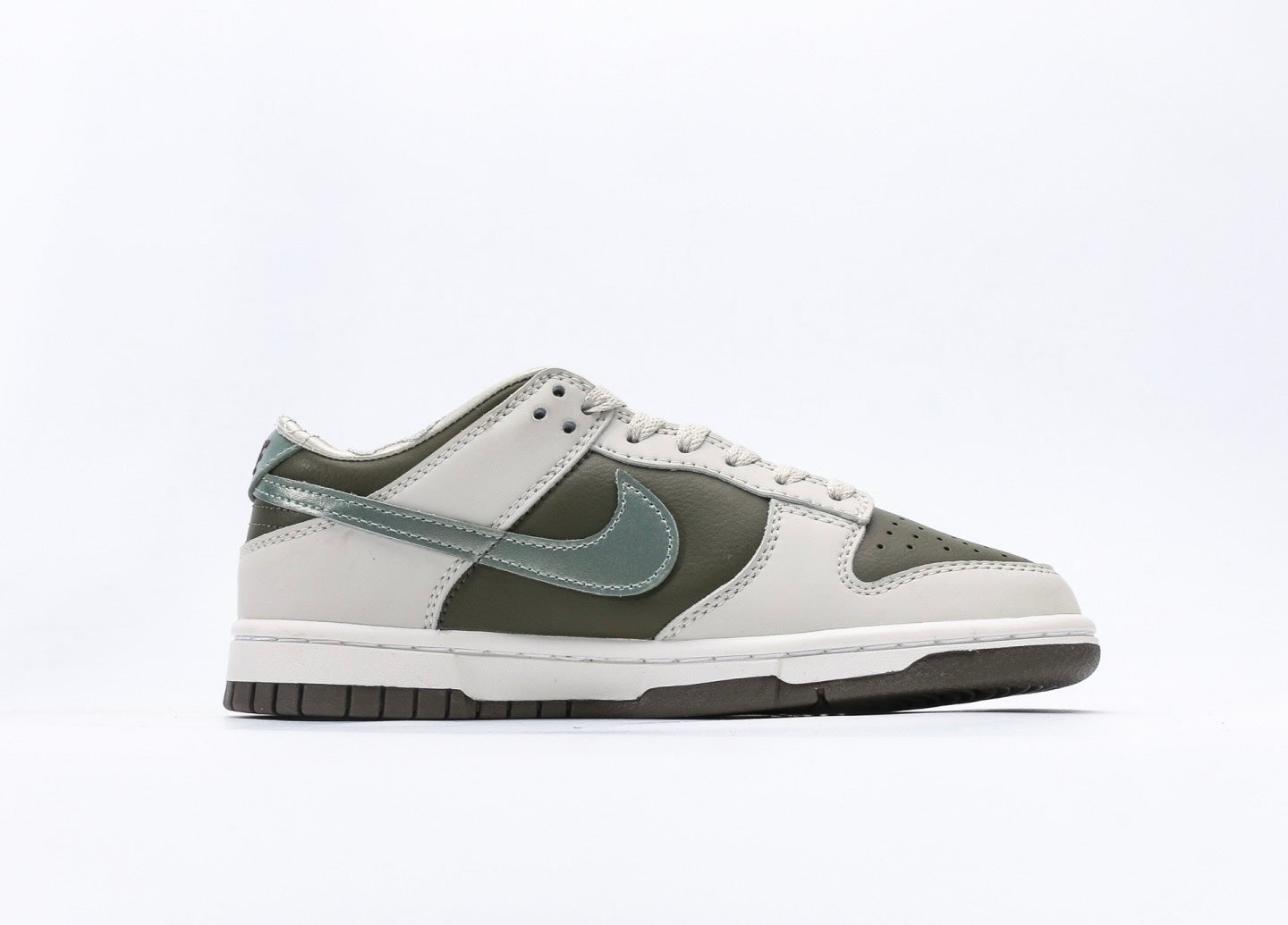 Nike Dunk Low Dark Green