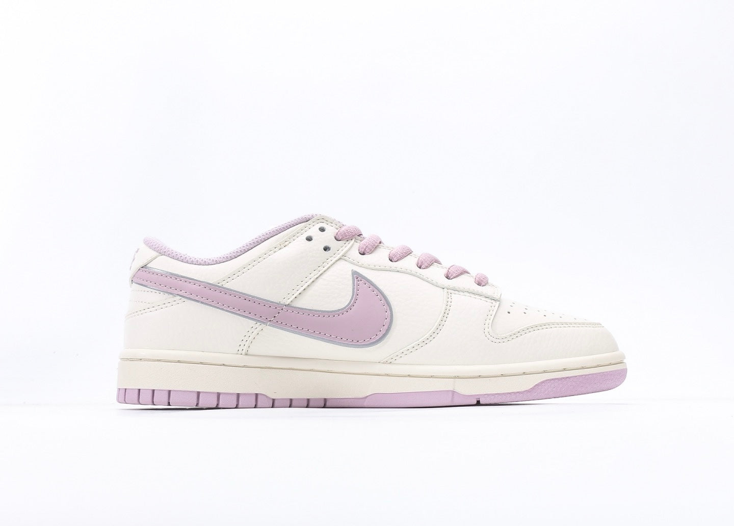 Nike Dunk Low x Supreme Pink&White