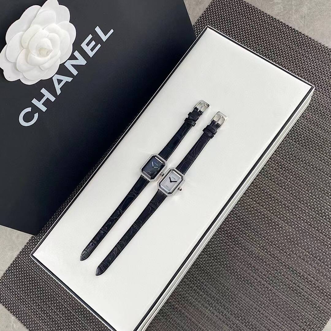 Chanel Premiere Ribbon 19.7/15.2mm