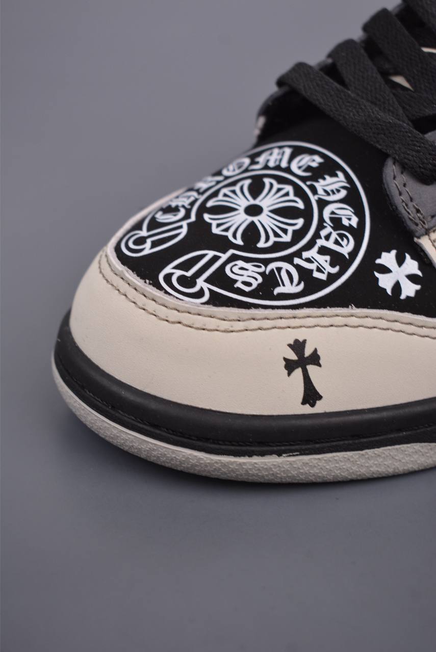 Nike Dunk Low x Chrome Hearts