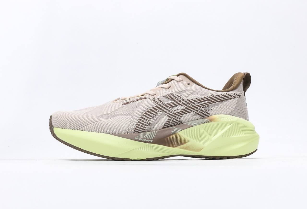 ASICS NOVABLAST™ 5 LE