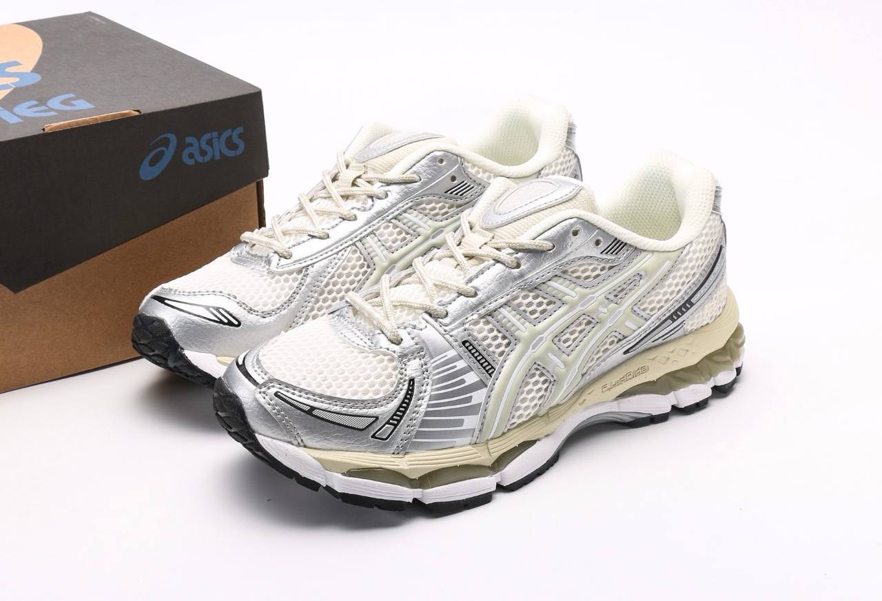 ASICS Gel-Kayano 12.1