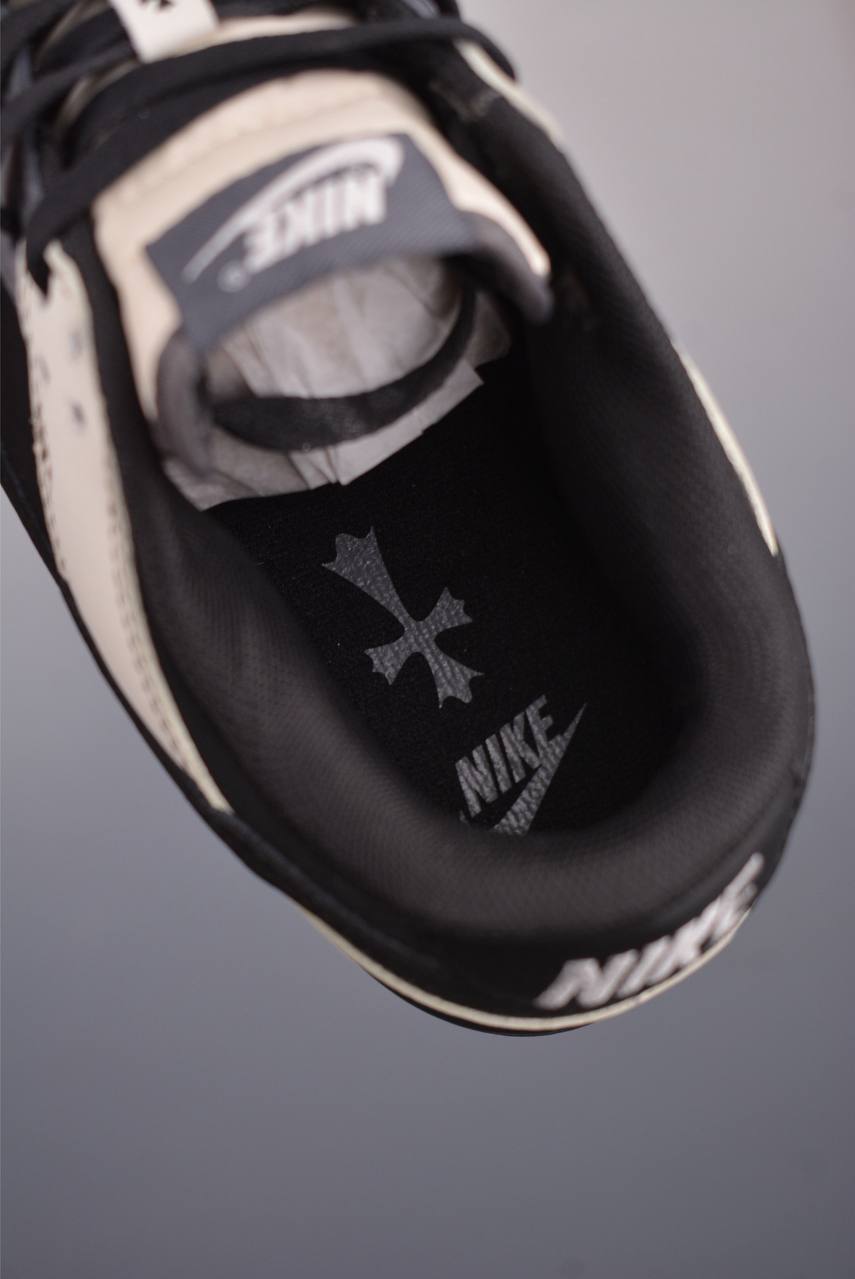 Nike Dunk Low x Chrome Hearts