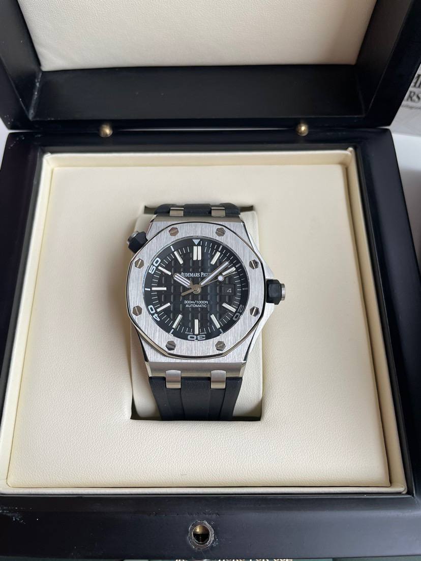 Audemars Piguet Royal Oak Offshore Diver 42mm/12mm