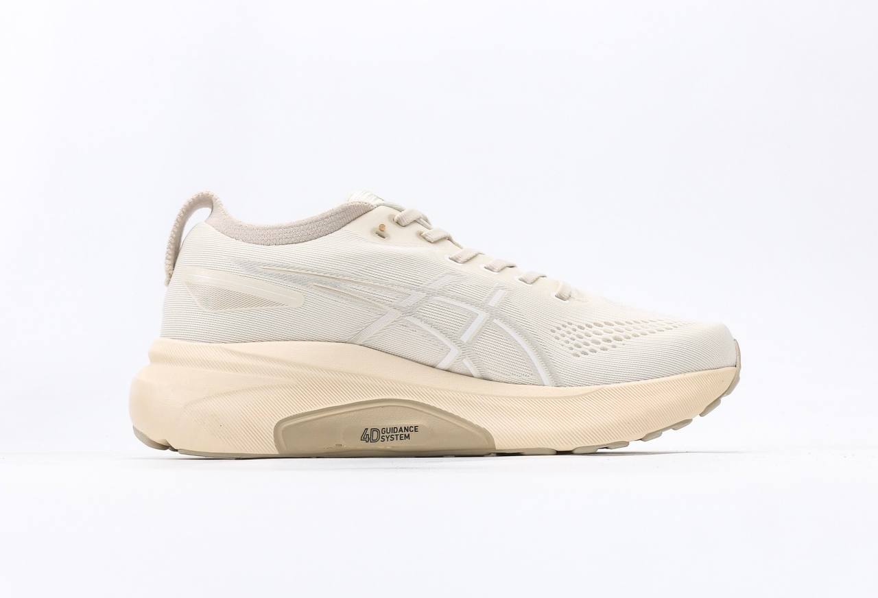 ASICS GEL-KAYANO™ 31