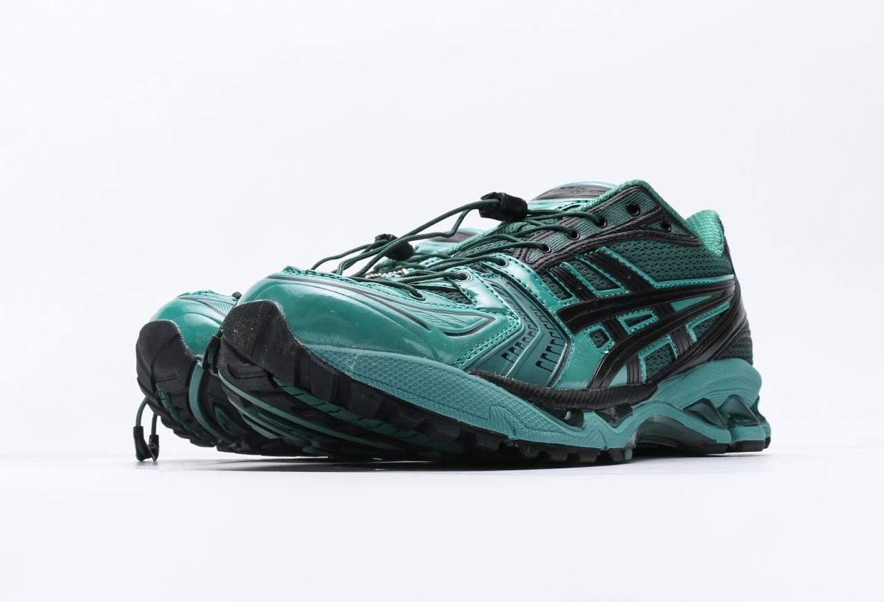 UNAFFECTED x ASICS GEL-KAYANO 14