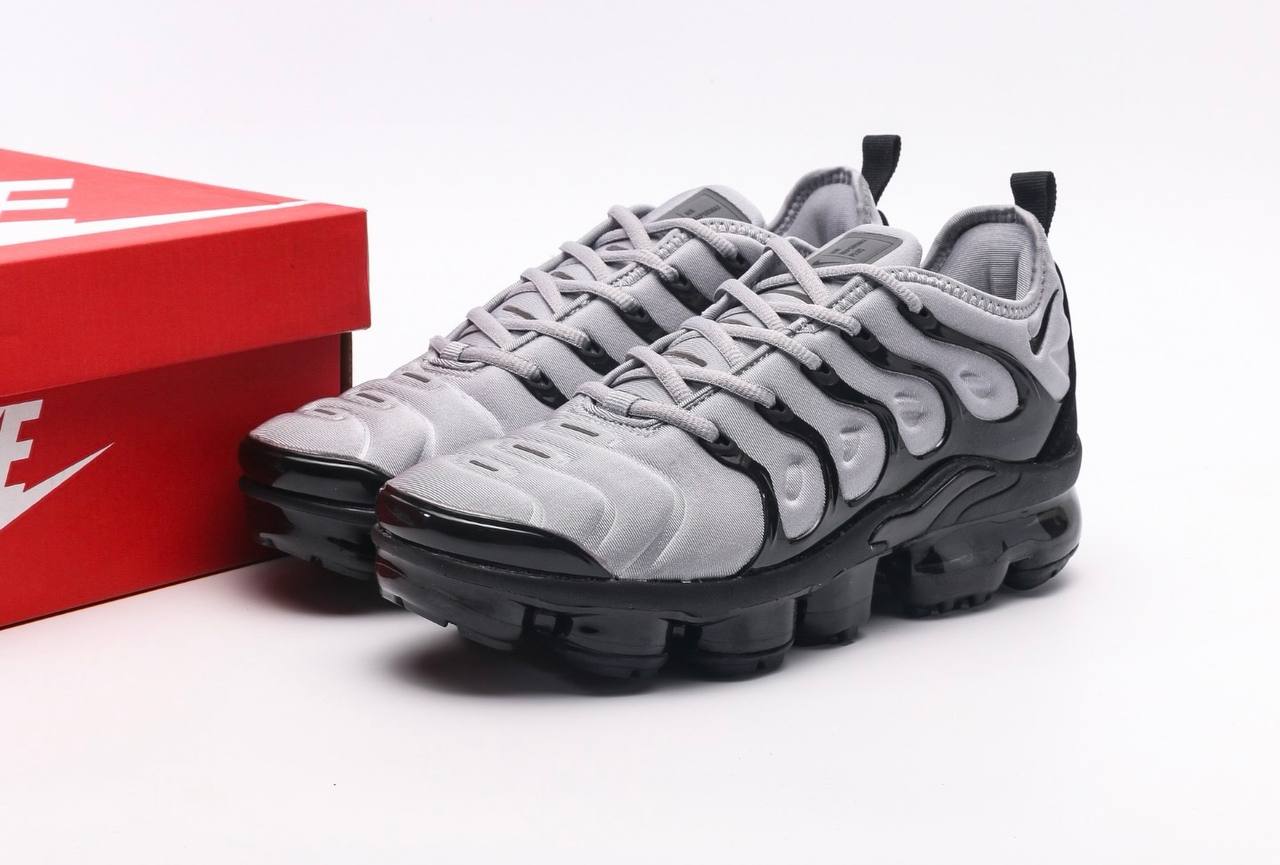 Nike Air VaporMax Plus