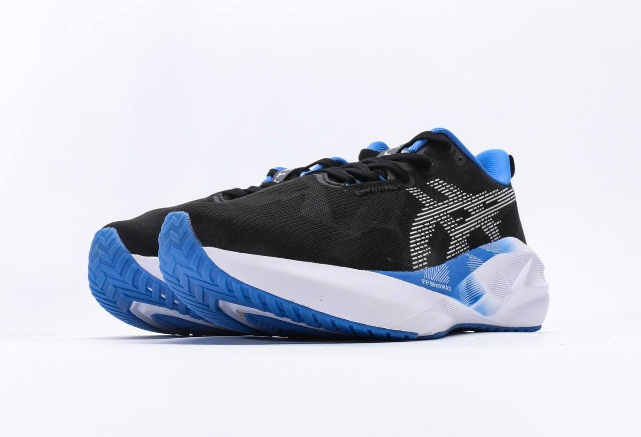 ASICS NOVABLAST™ 5 LE