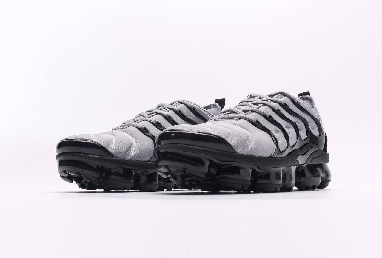 Nike Air VaporMax Plus