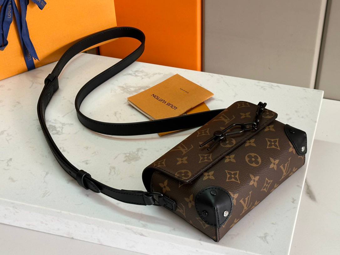 Louis Vuitton Steamer