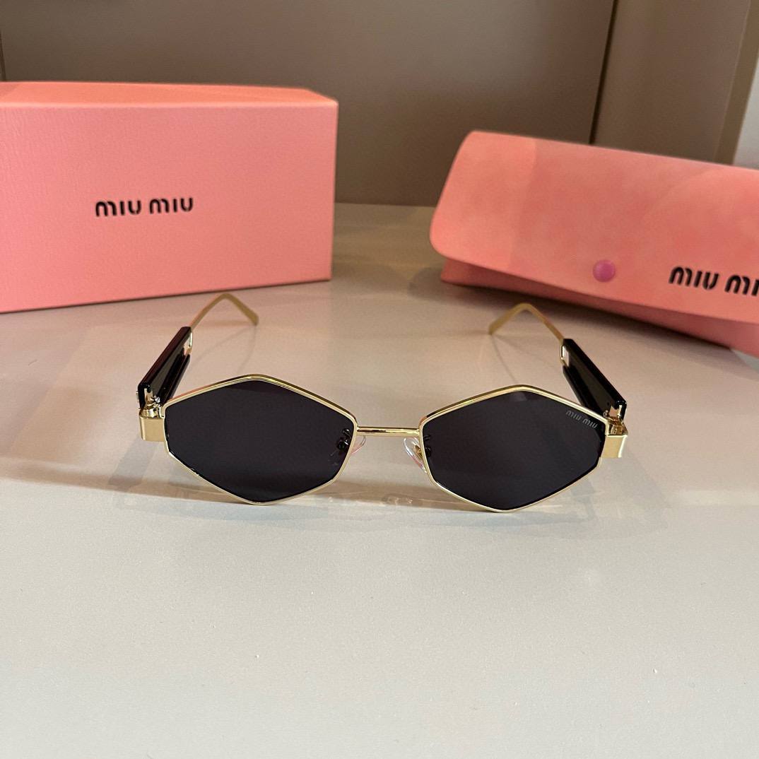 Miu Miu