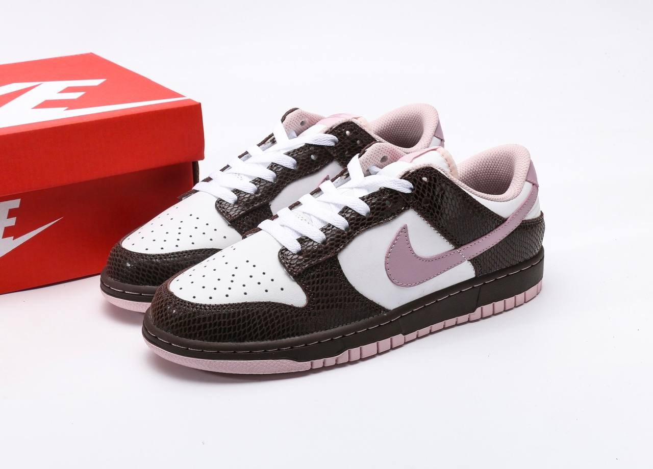 Nike Dunk Low "Medium Ash Violet Snakeskin"