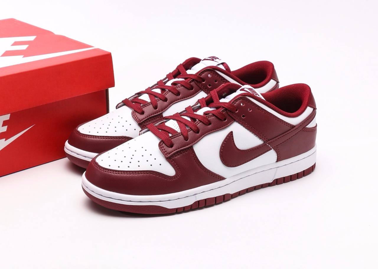 Nike Dunk Low Retro "Team Red"