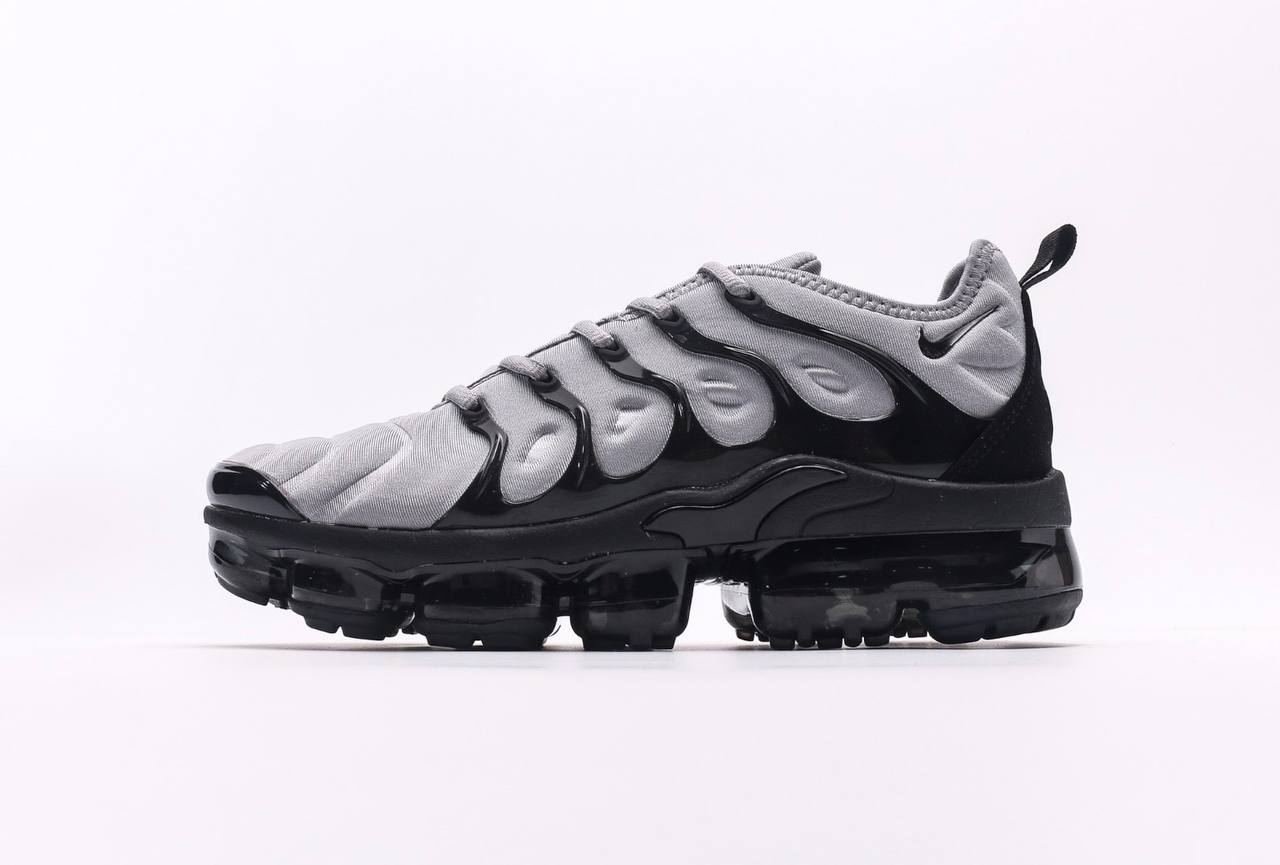 Nike Air VaporMax Plus