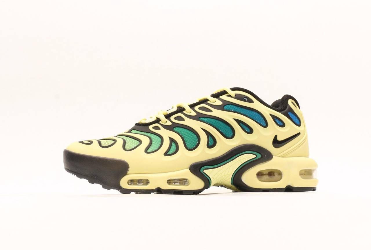 Nike Air Max Plus Drift