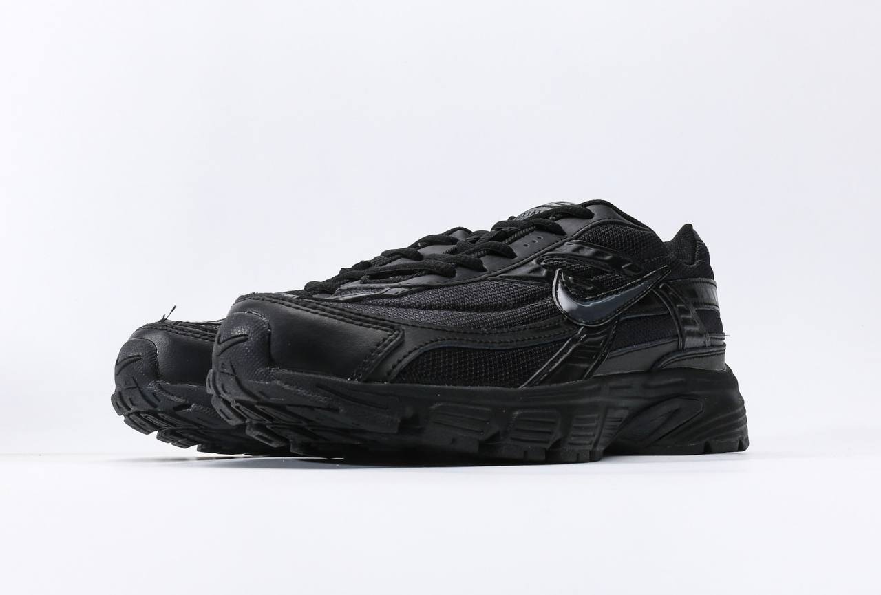 Nike Initiator