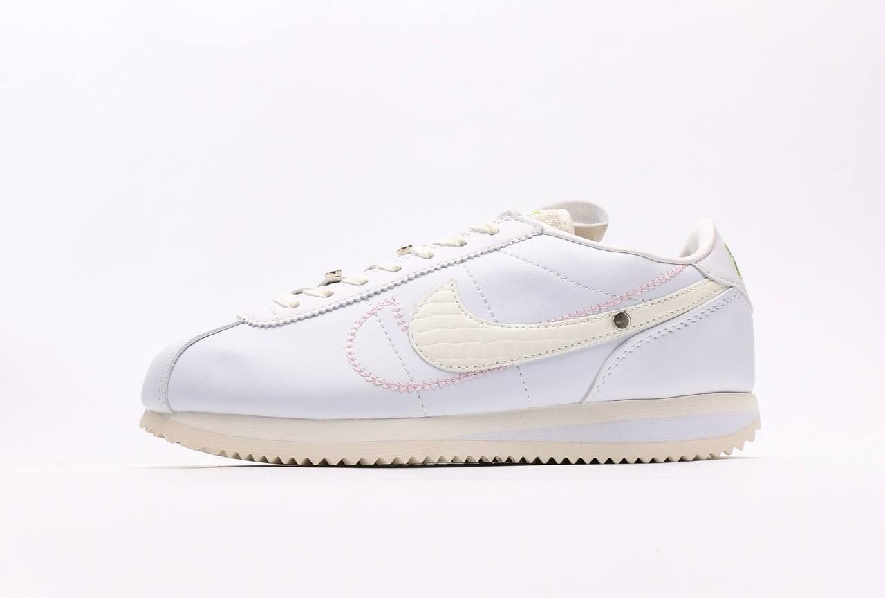 Nike Classic Cortez (Woman)