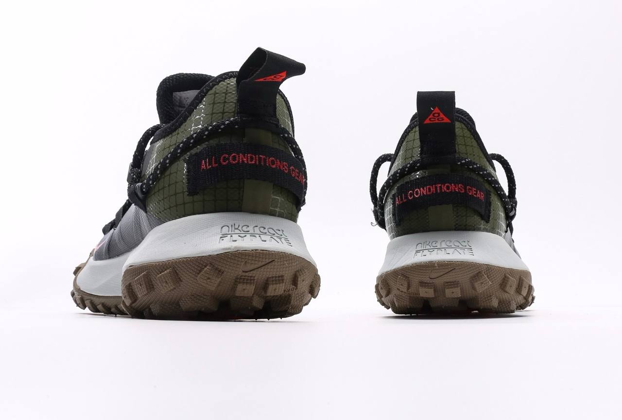 Nike ACG Mountain Fly