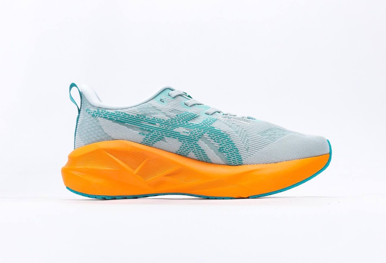 ASICS NOVABLAST™ 5 LE