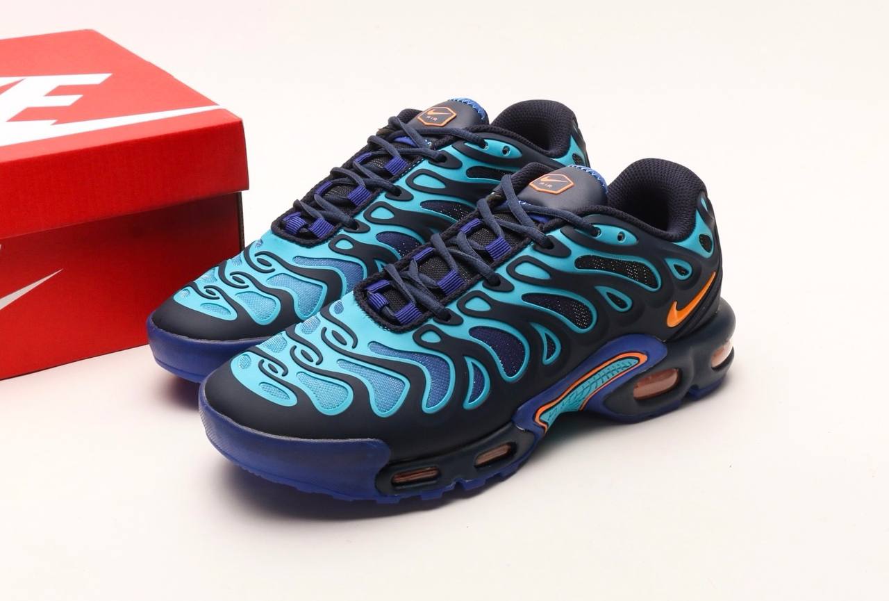 Nike Air Max Plus Drift