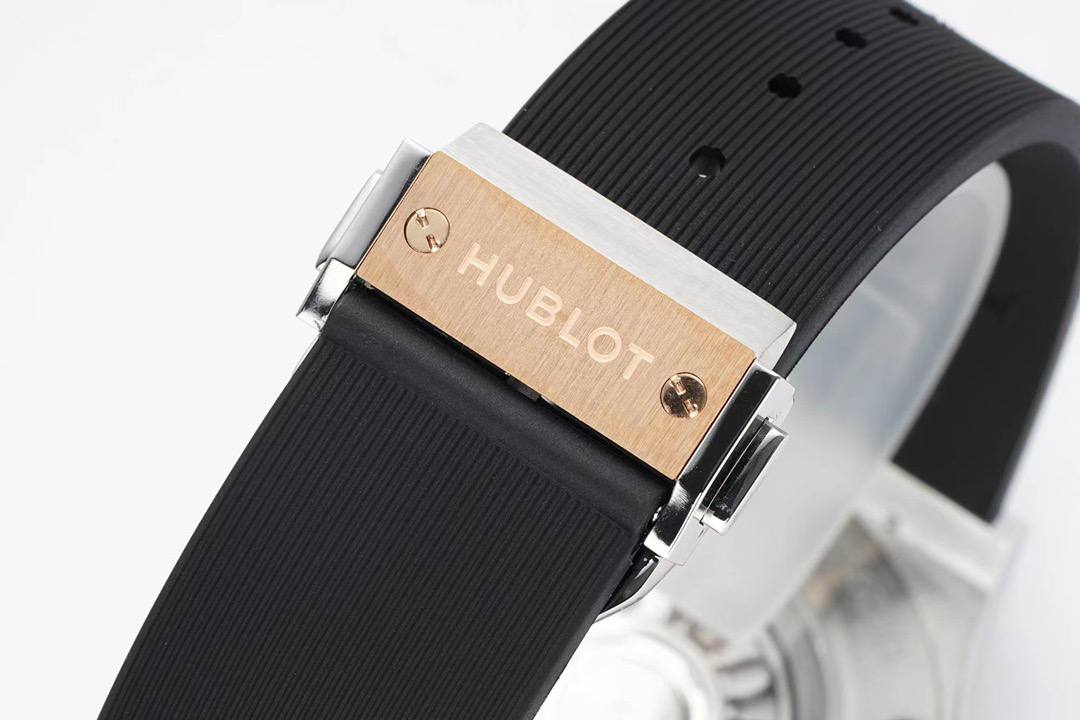 HUBLOT Classic Fusion Titanium King Gold 42mm