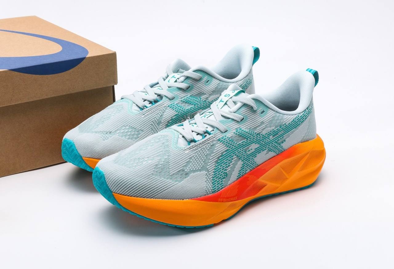 ASICS NOVABLAST™ 5 LE